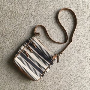 BRUNO/NAVY & WHITE STRIPE CANVASwCARAMEL LEATHER TRIM BAG